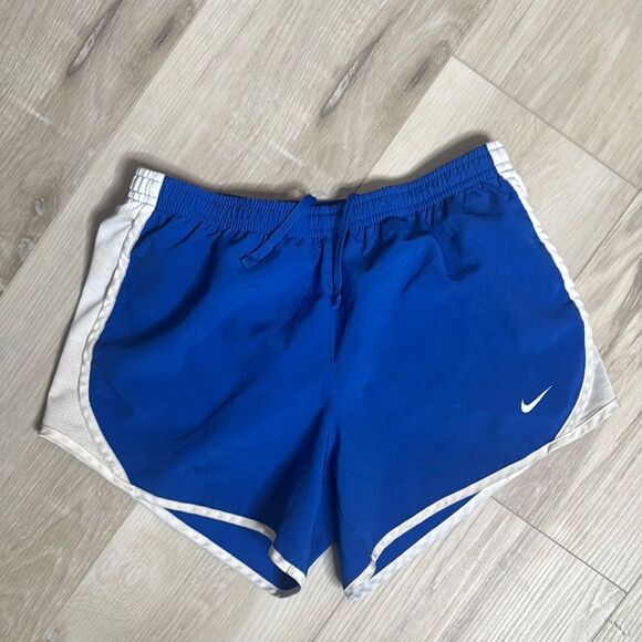 Nike Dri Fit Shorts, Blue & White Size Large, Youth - Picture 1 of 4